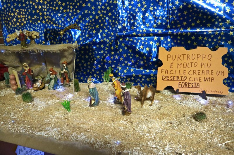 Presepe Scuola Sec. di I grado Conte - Natale 2022